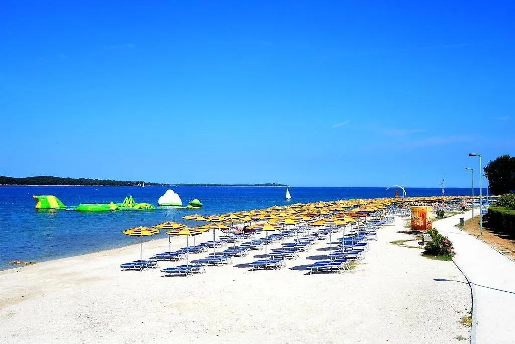 Brijunisol - 3 Apartments Top Position Near The Beautiful Beach Fažana Kroatien