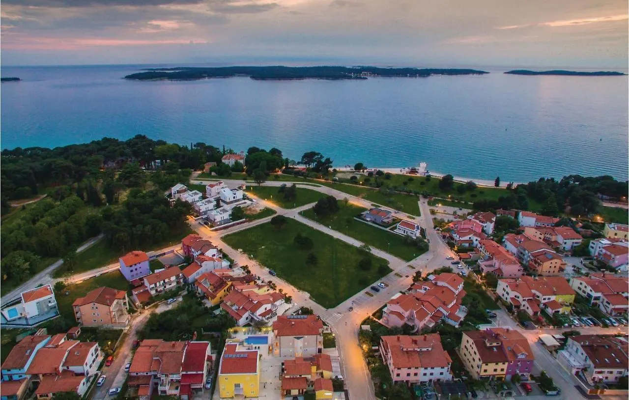 Brijunisol - 3 Apartments Top Position Near The Beautiful Beach Fažana