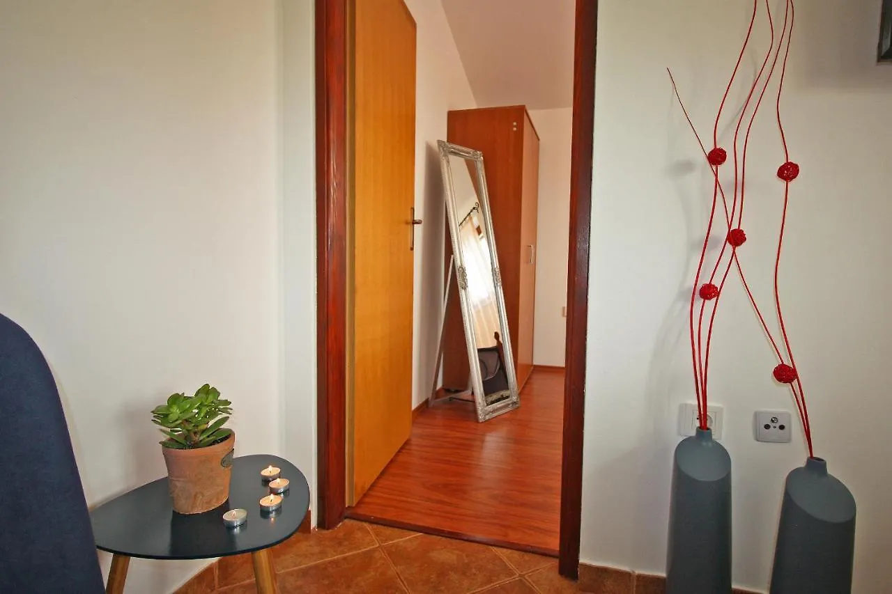 Brijunisol - 3 Apartments Top Position Near The Beautiful Beach Fažana Kroatien