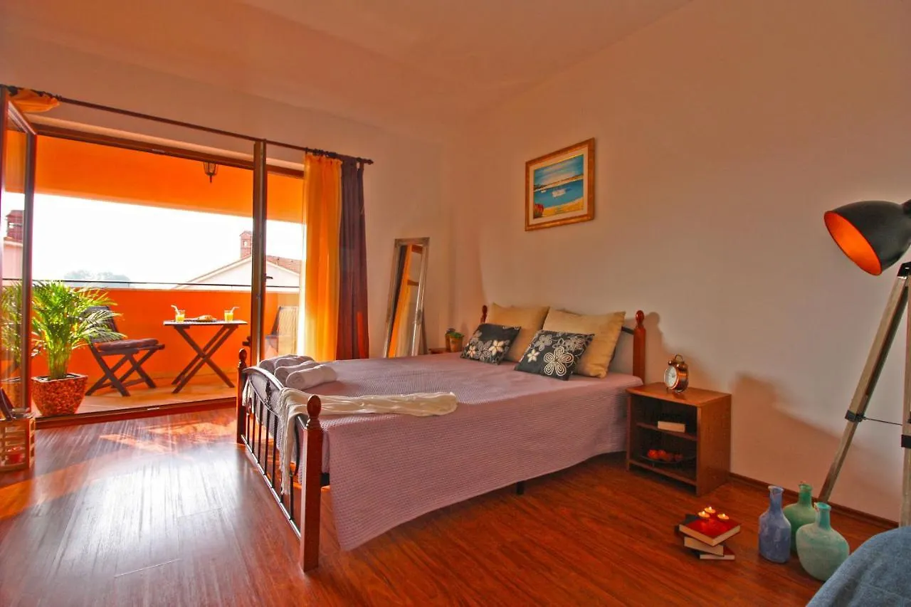 Brijunisol - 3 Apartments Top Position Near The Beautiful Beach Fažana